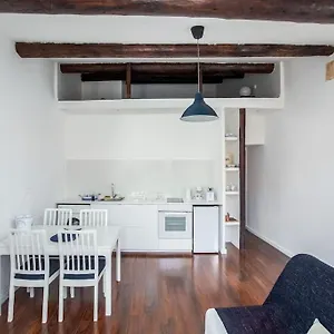 Appartamento Au Coeur Du Panier Avec Terrasse 2 A 4 Personnes Climatisation, Marsiglia